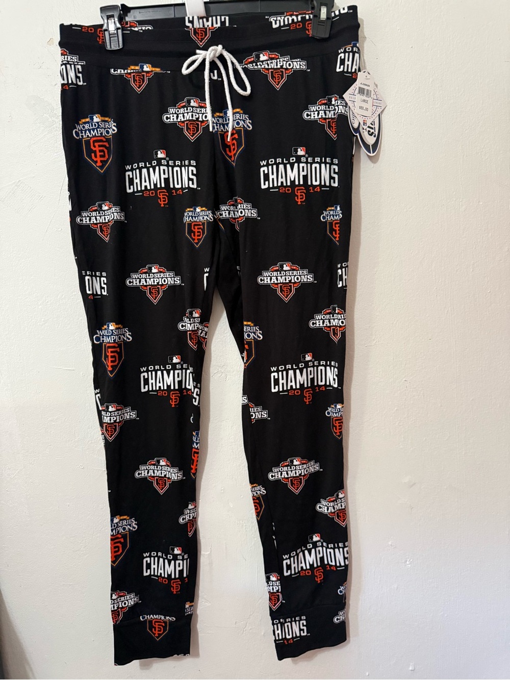 Men’s SF Giants 2014 World Series Loungewear Size LargeNWT